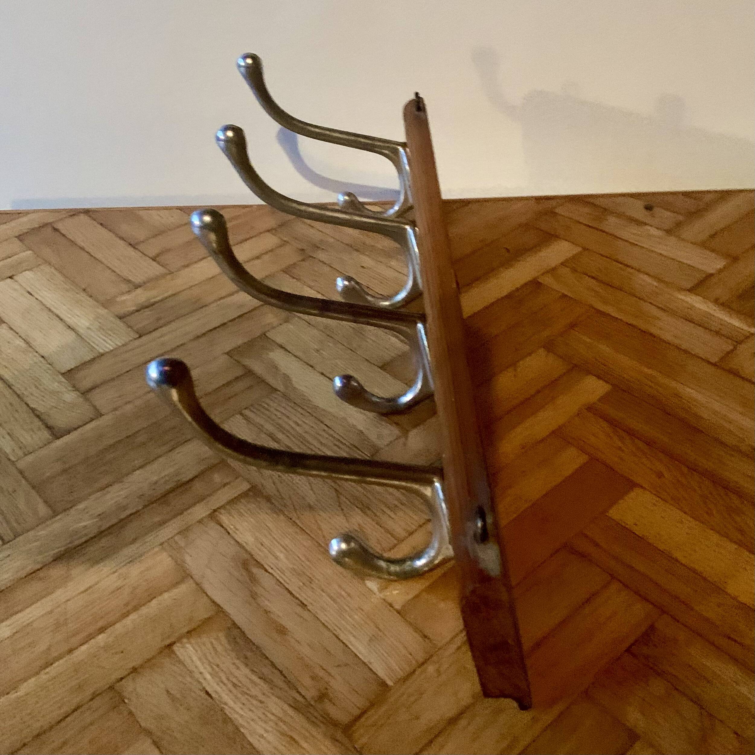 Vintage wooden wall coat rack - 4 hooks.