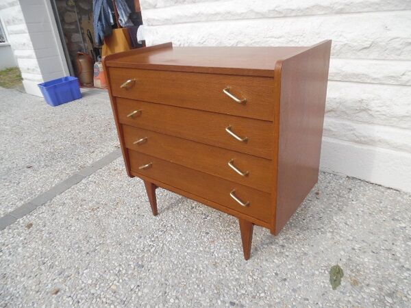 Vintage chest of drawers