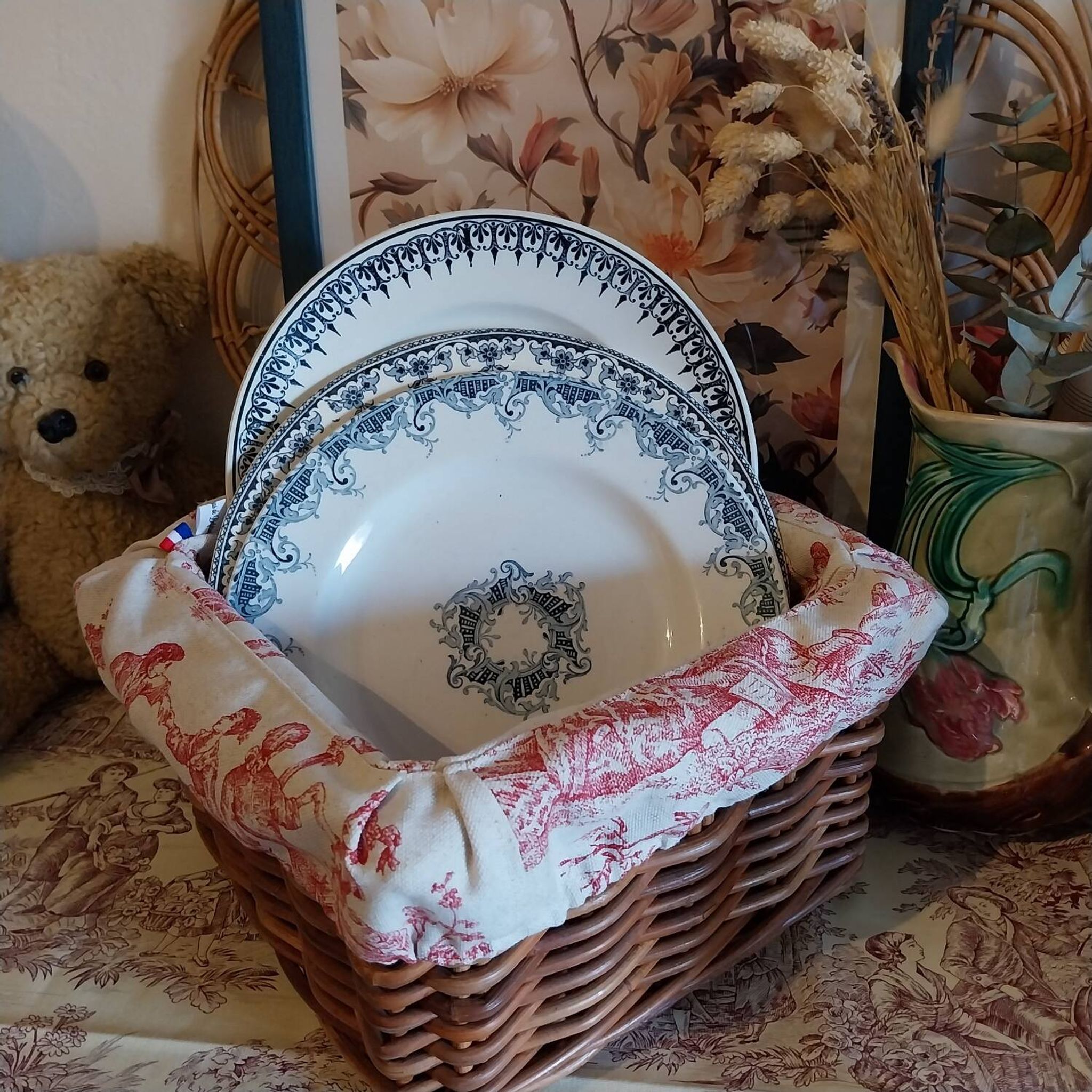 Old flat plates made of ironstone