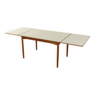 Table à manger des années 1960