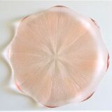 Pink glass dish 80
