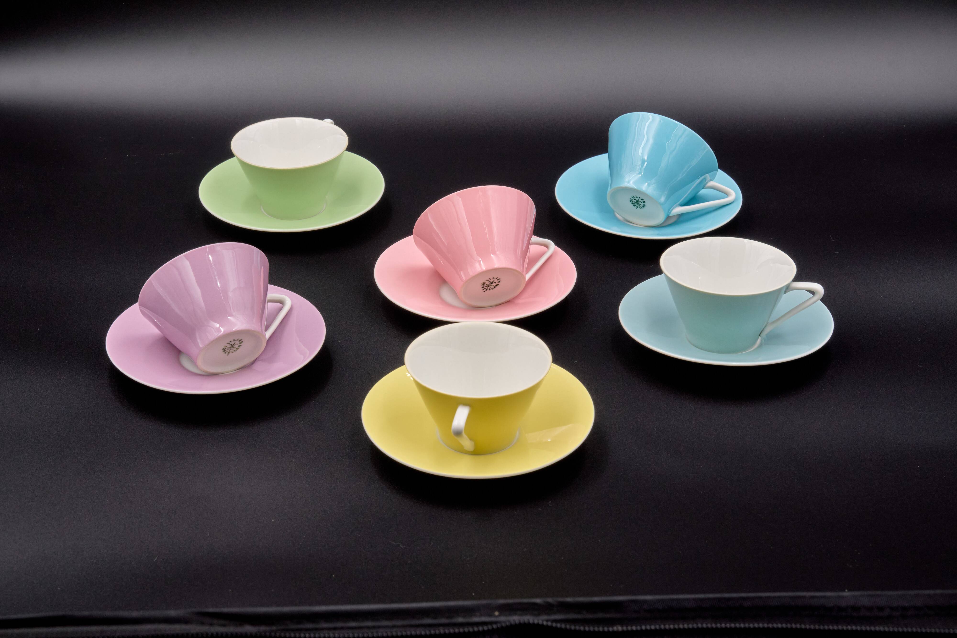 6 Midcentury Pastel Porcelain Coffee Cups „Daisy”, Lilien Porzellan, Austri