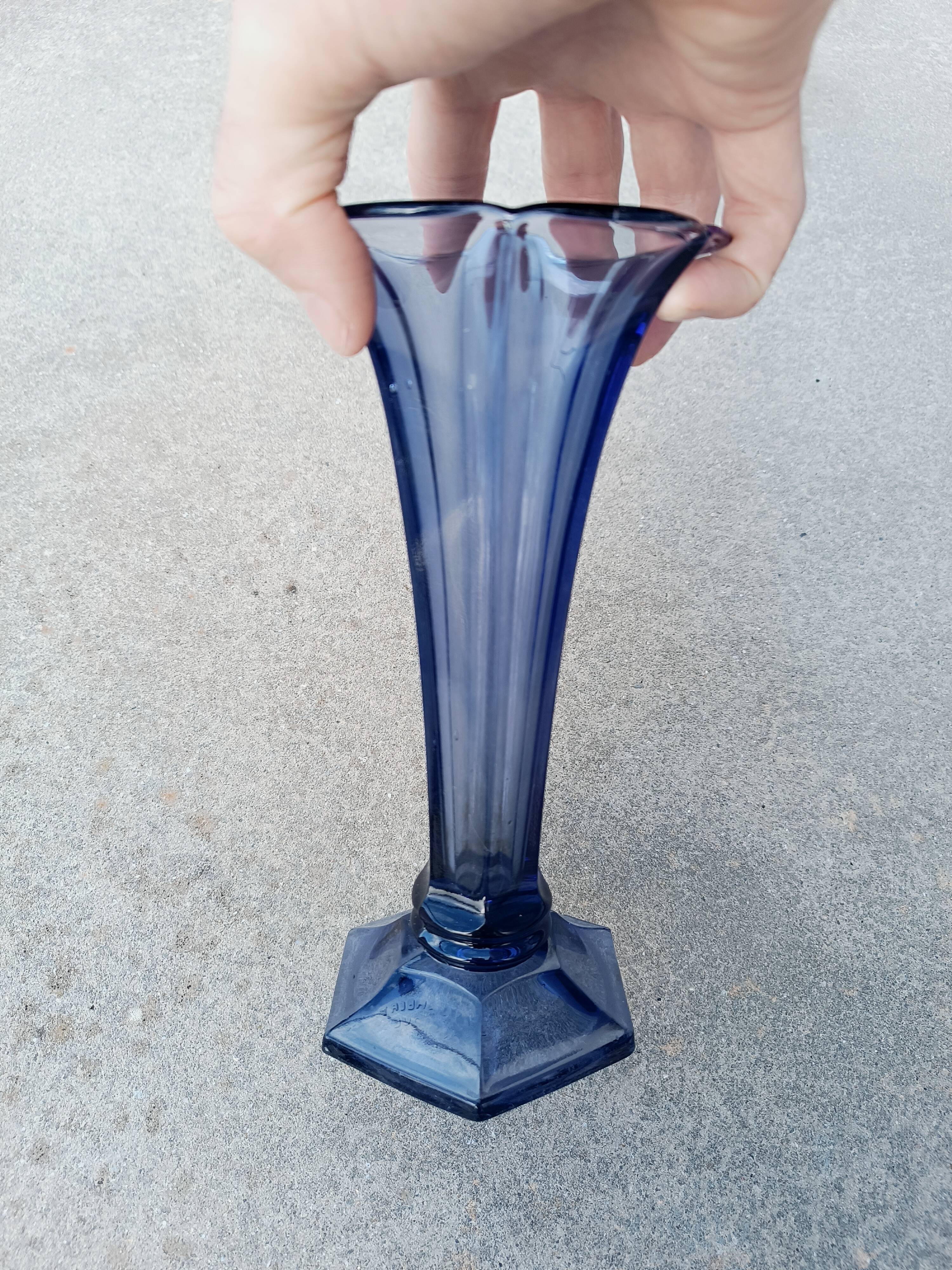 Val Saint Lambert blue art deco vase