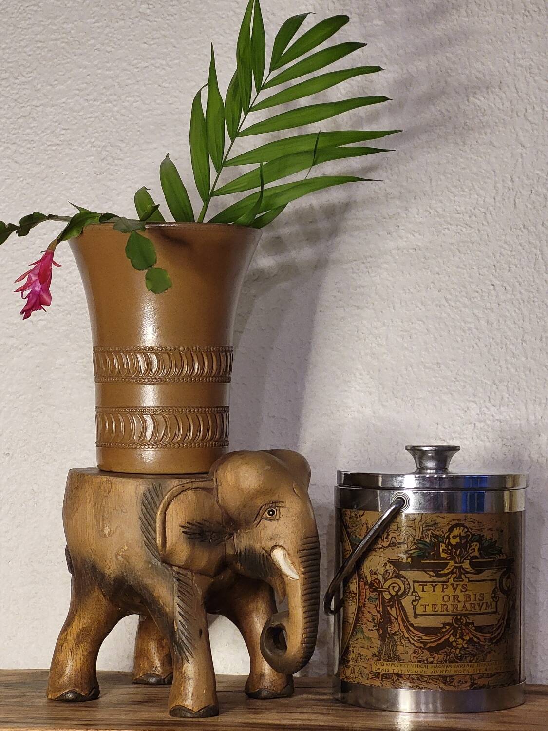 Elephant plant holder