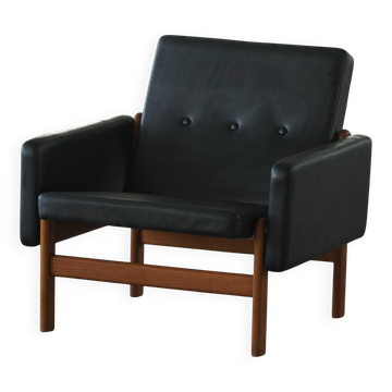 Fauteuil en chêne et cuir, créé par Jørgen Bækmark pour FDB Møbler, Danemark, années 1960