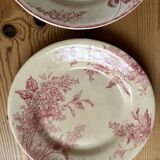 Mismatched series of 4 old “Terre de fer” flat plates