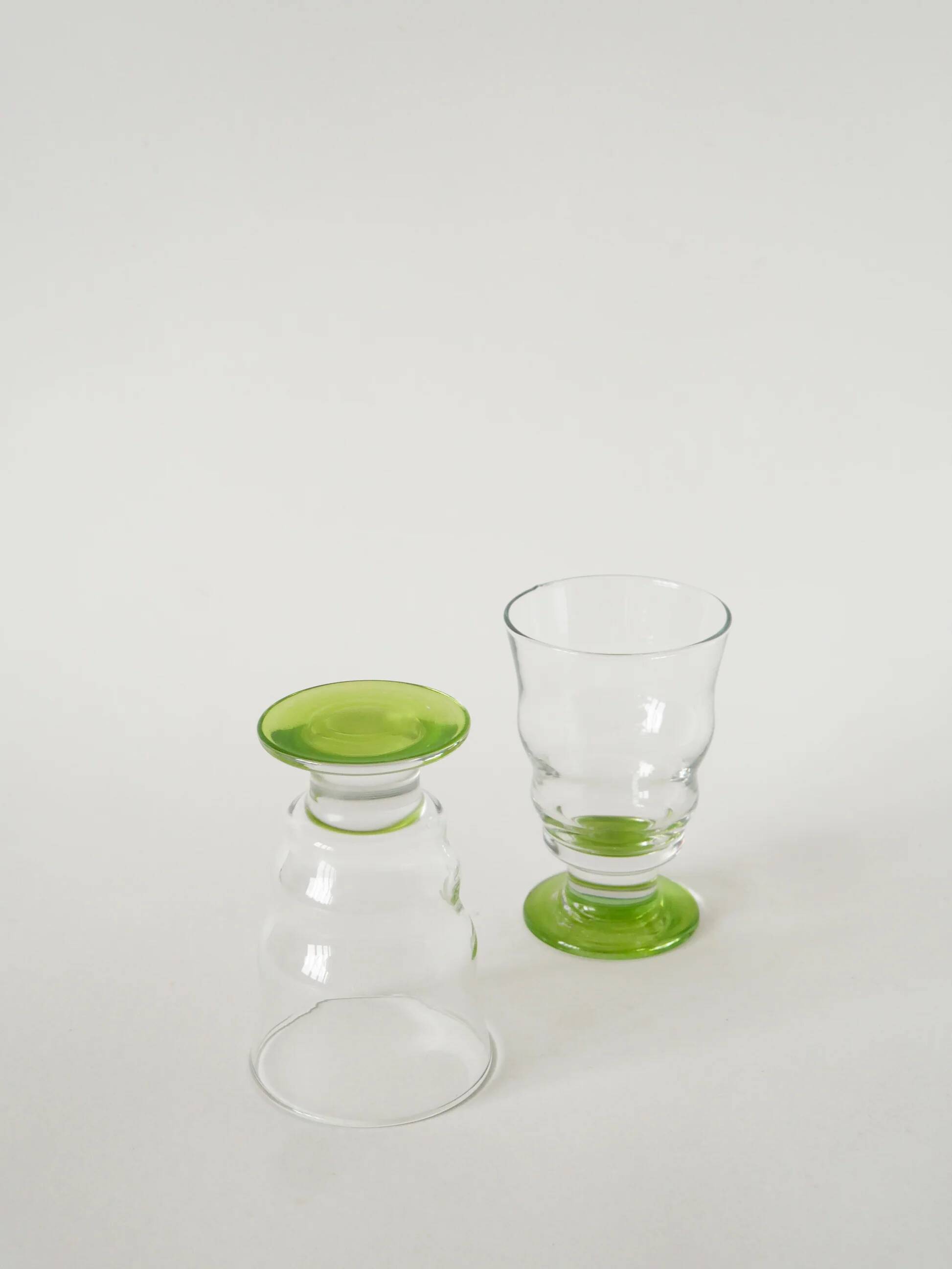 Duo de verres à vin, vert pomme, 1980