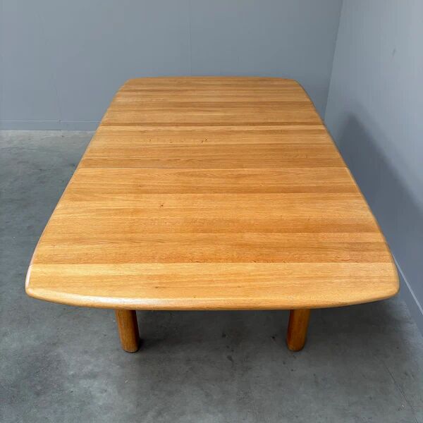Grande table à manger en chêne massif par Wasa, années 1990.