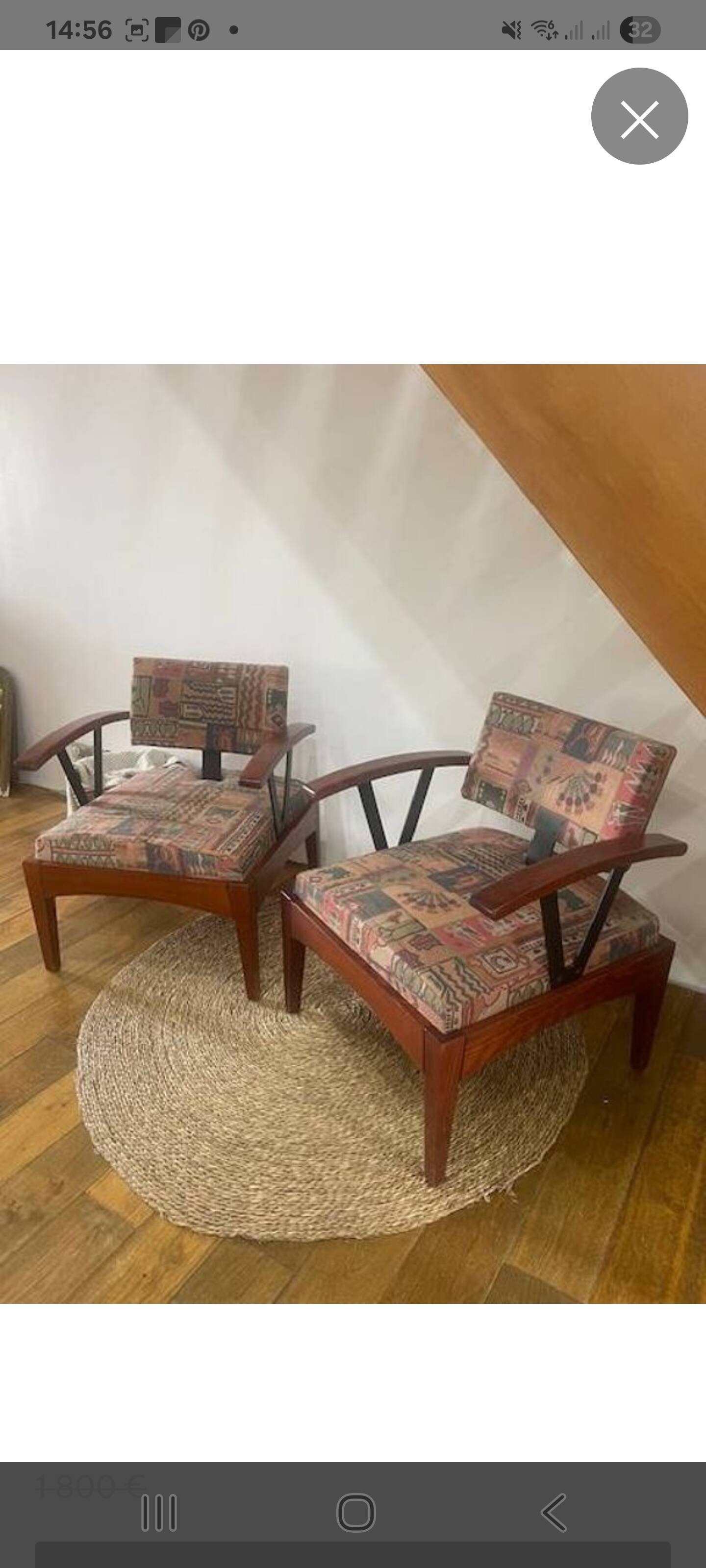 Paire de fauteuils des années 80.