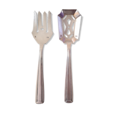 Pair of silver metal cutlery in the early 20th century