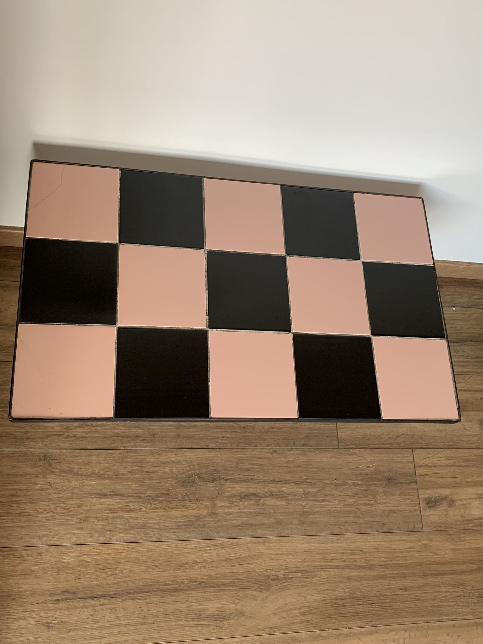 Table basse damier