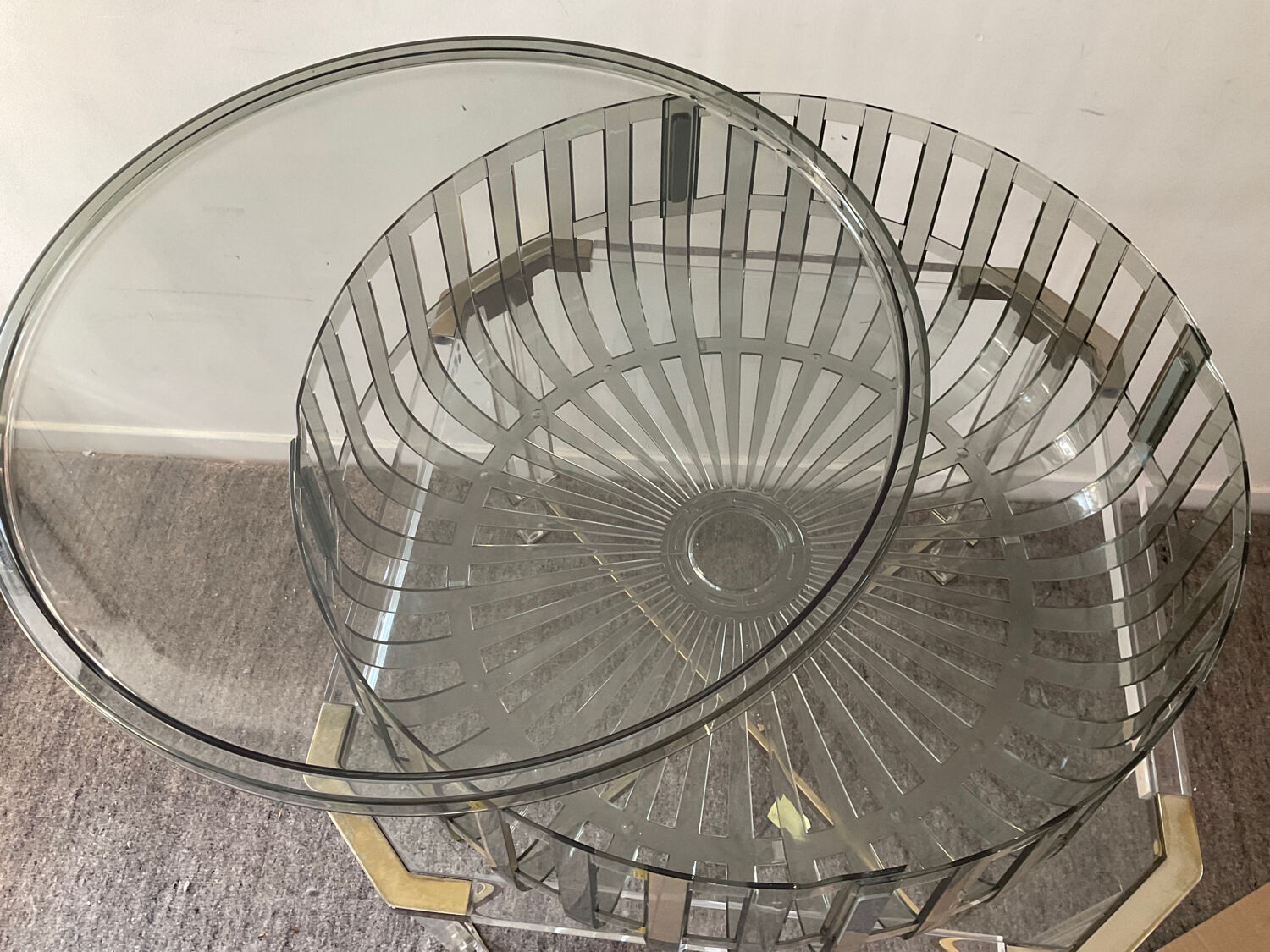 Kartell coffee table by Ronan and Erwan Bouroullec