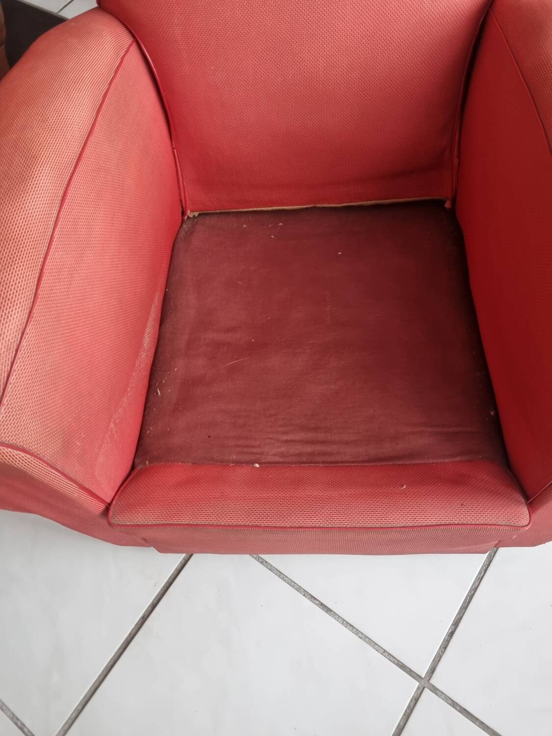Ancien fauteuil club moustache