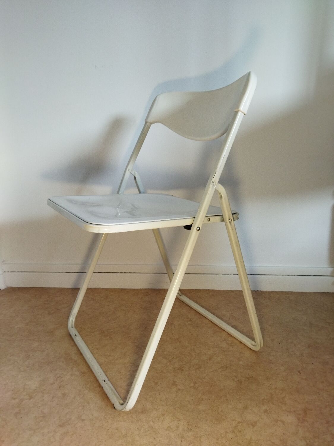 Vintage folding chair