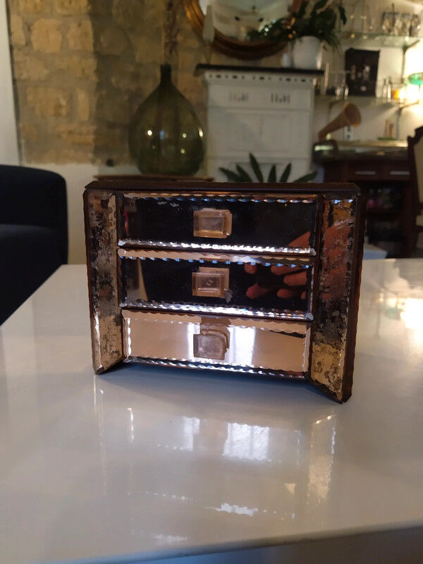 Jewelry Box 50s