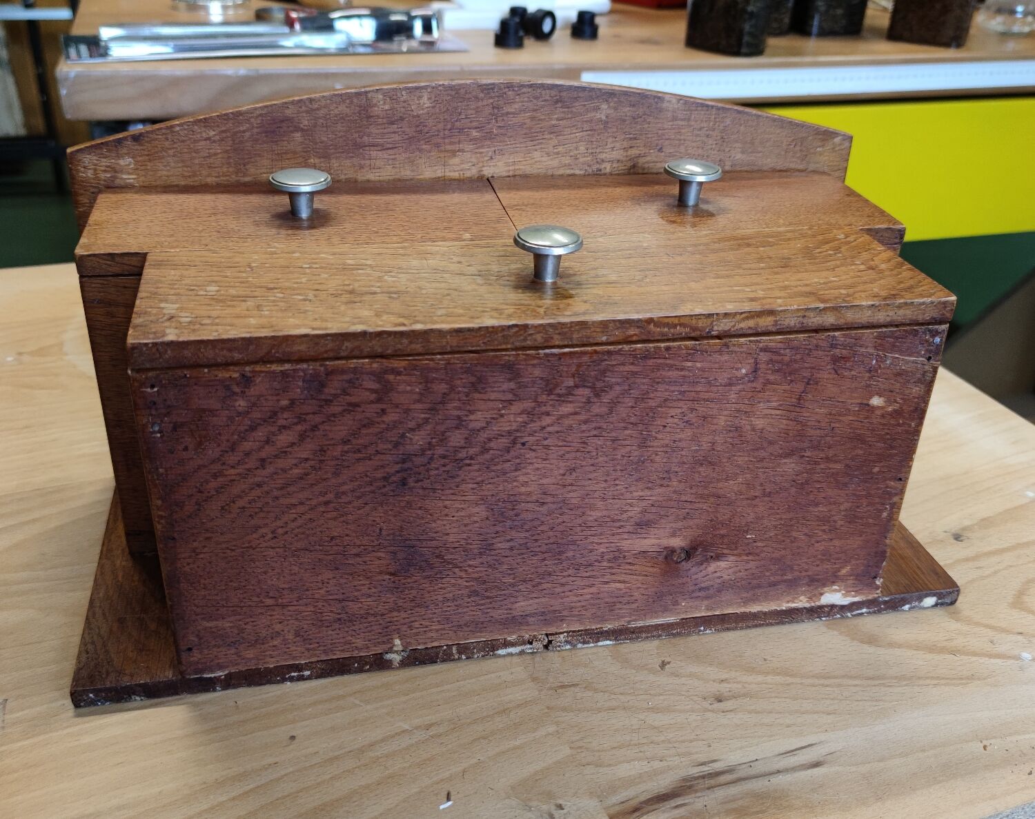 Wall dressing table with drawers