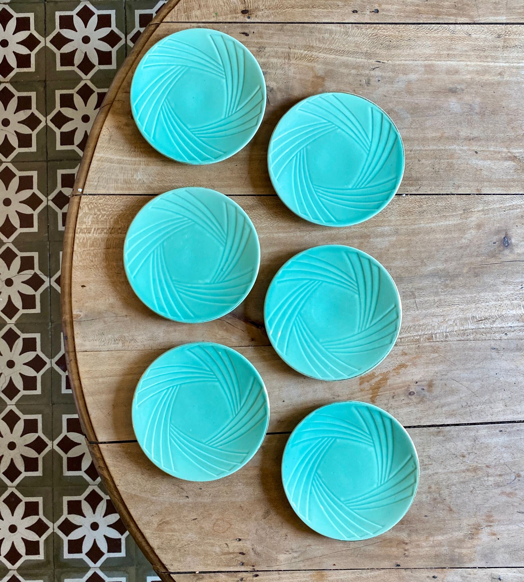 Set of 6 vintage art deco mint and gold desseet plates