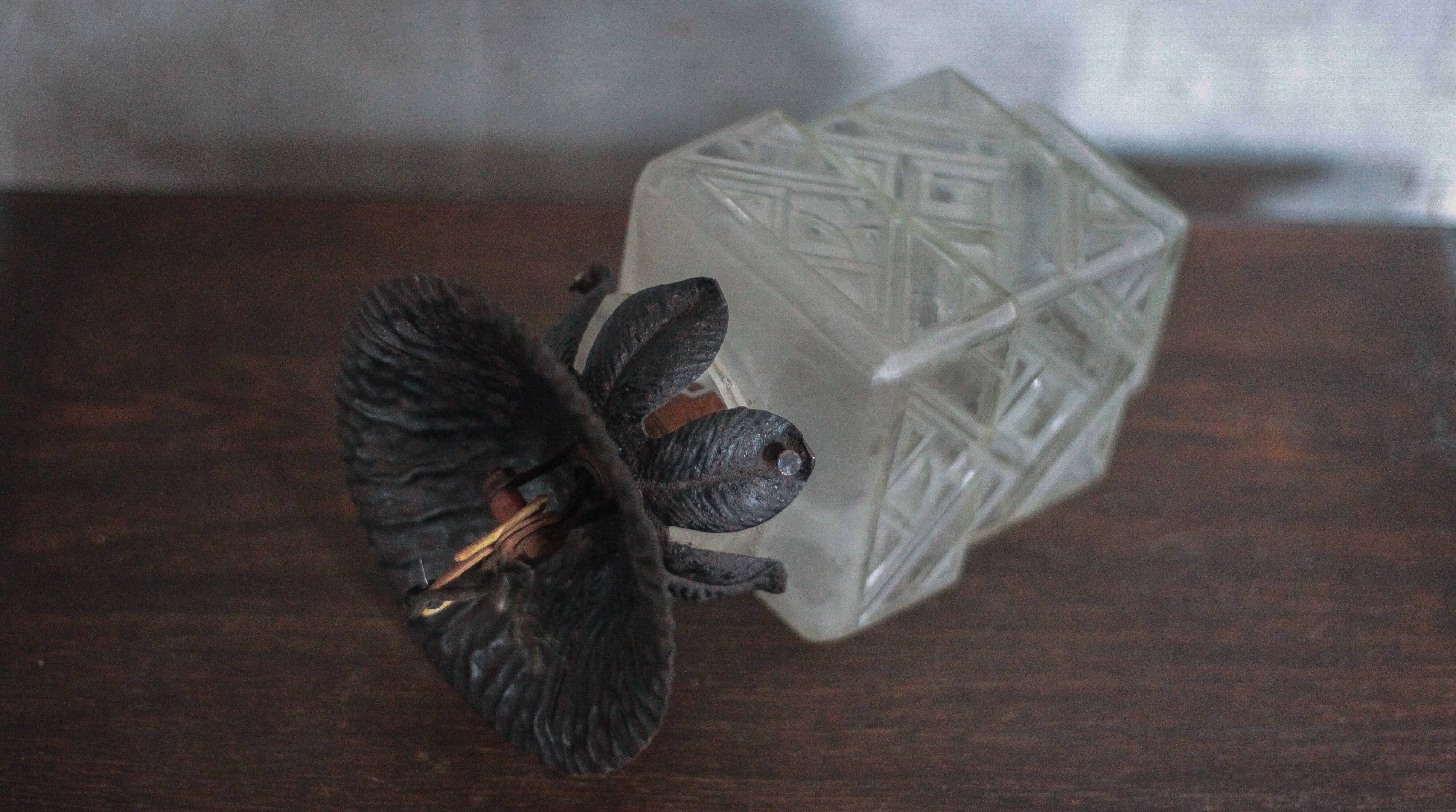 Art Deco pendant light, Art Deco tiered glass globe chandelier, skyscraper lamp