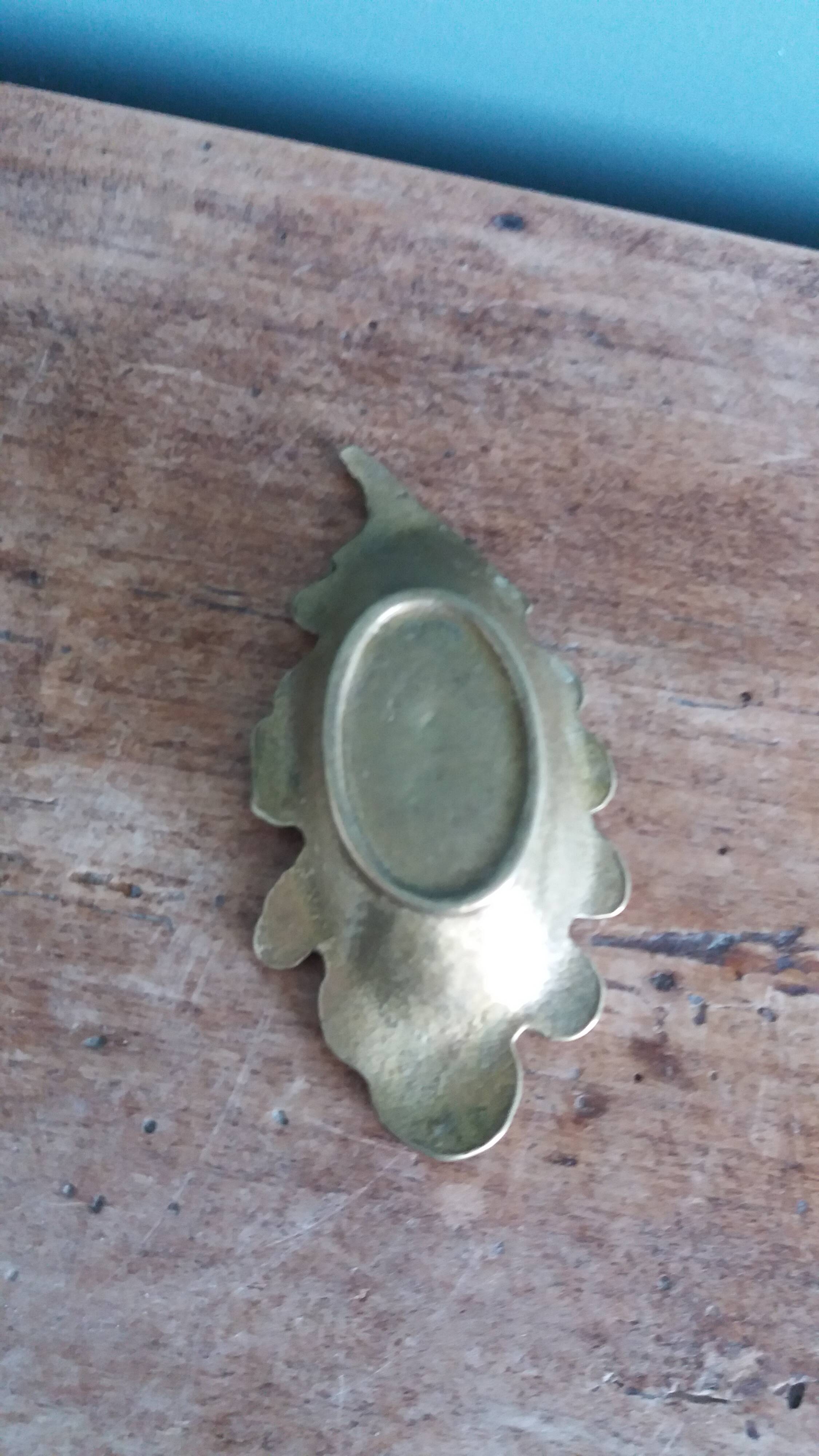 Cendrier feuille de chêne en bronze ou laiton