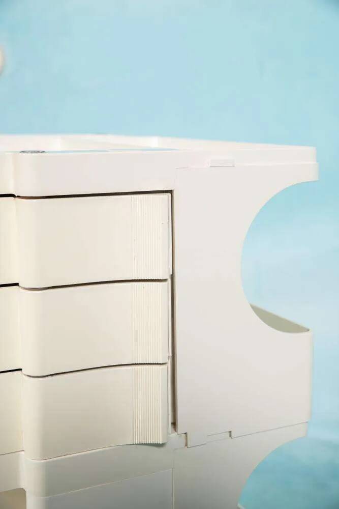 Space Age storage trolley by Joe Colombo from the 70s, Bobi trolley.