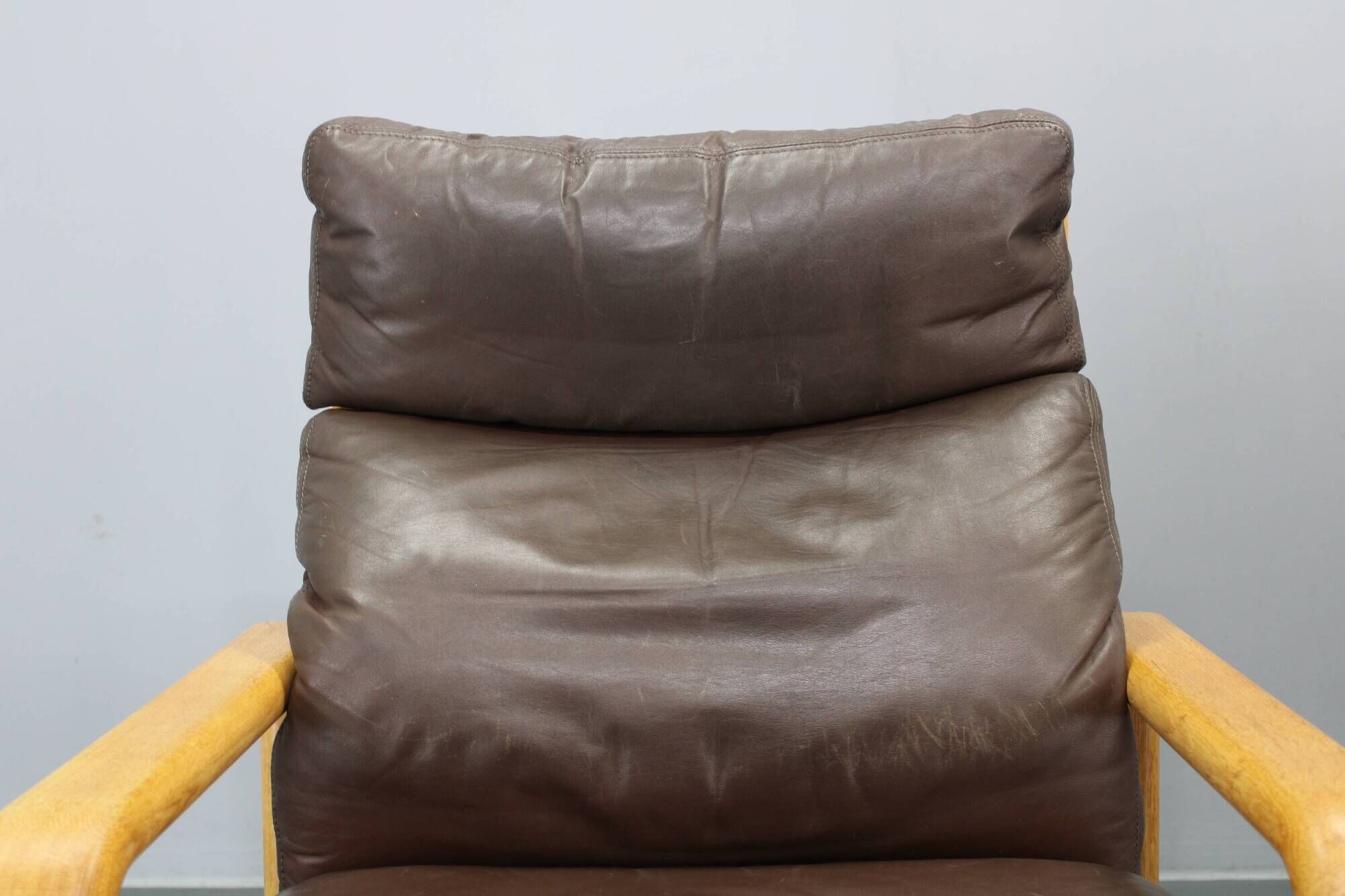 1970s L. Olsen & Søn Pair of Armchairs in Oak and Leather, Denmark
