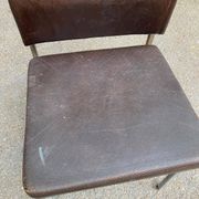 Chaise scandinave cuir skaï et acier chromé 1970