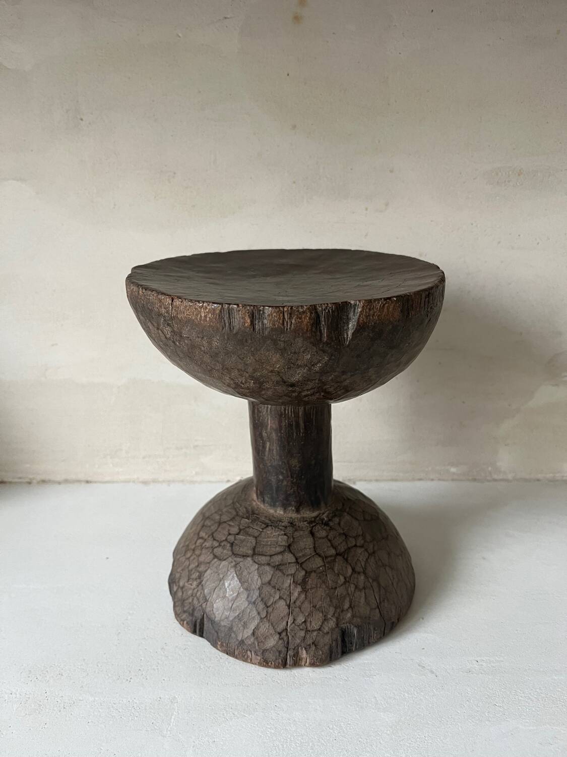 Tabouret art populaire africain