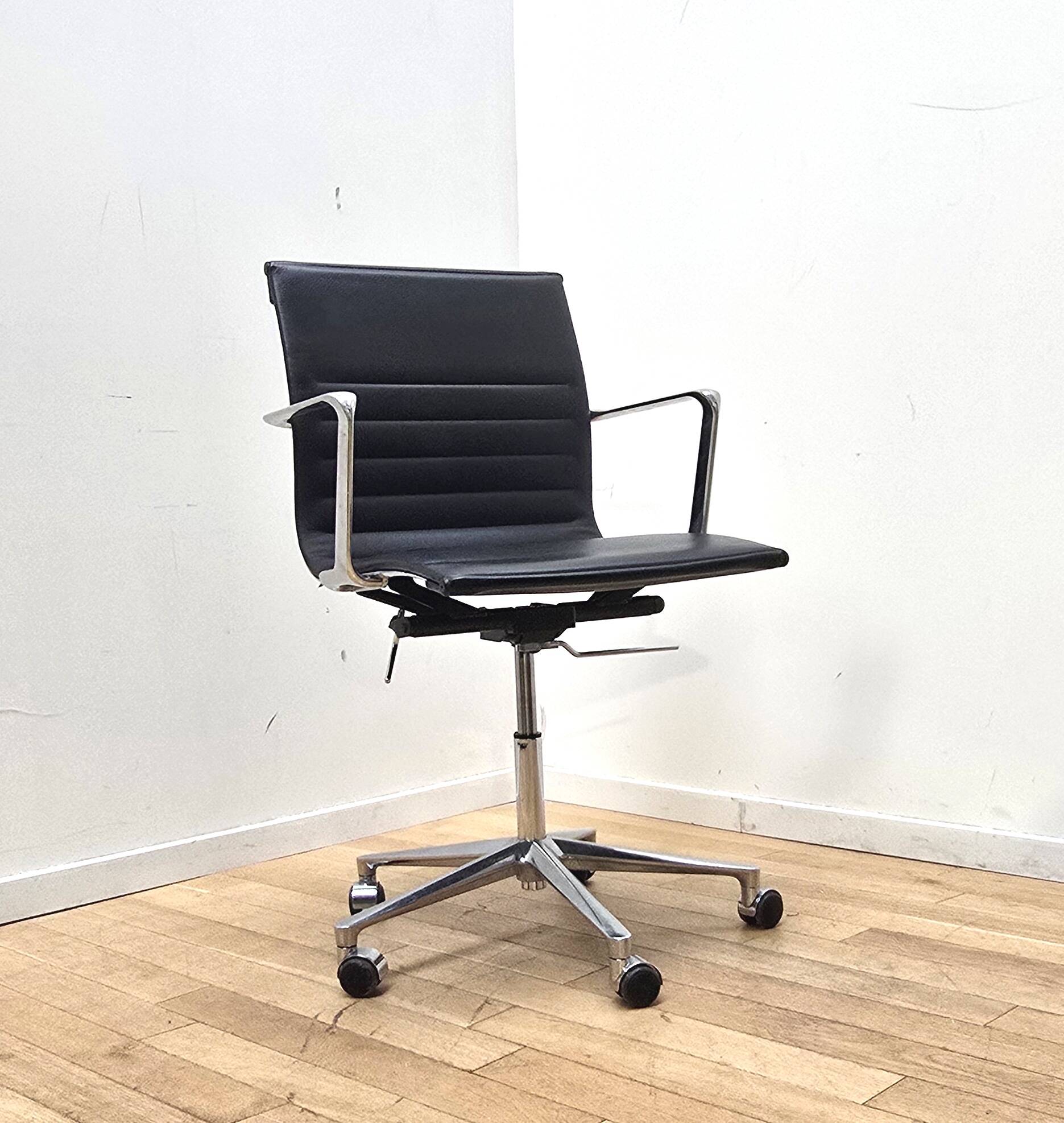 Suite de 6 chaises de bureau Una Chair, ICF