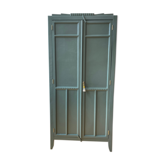 Armoire parisienne