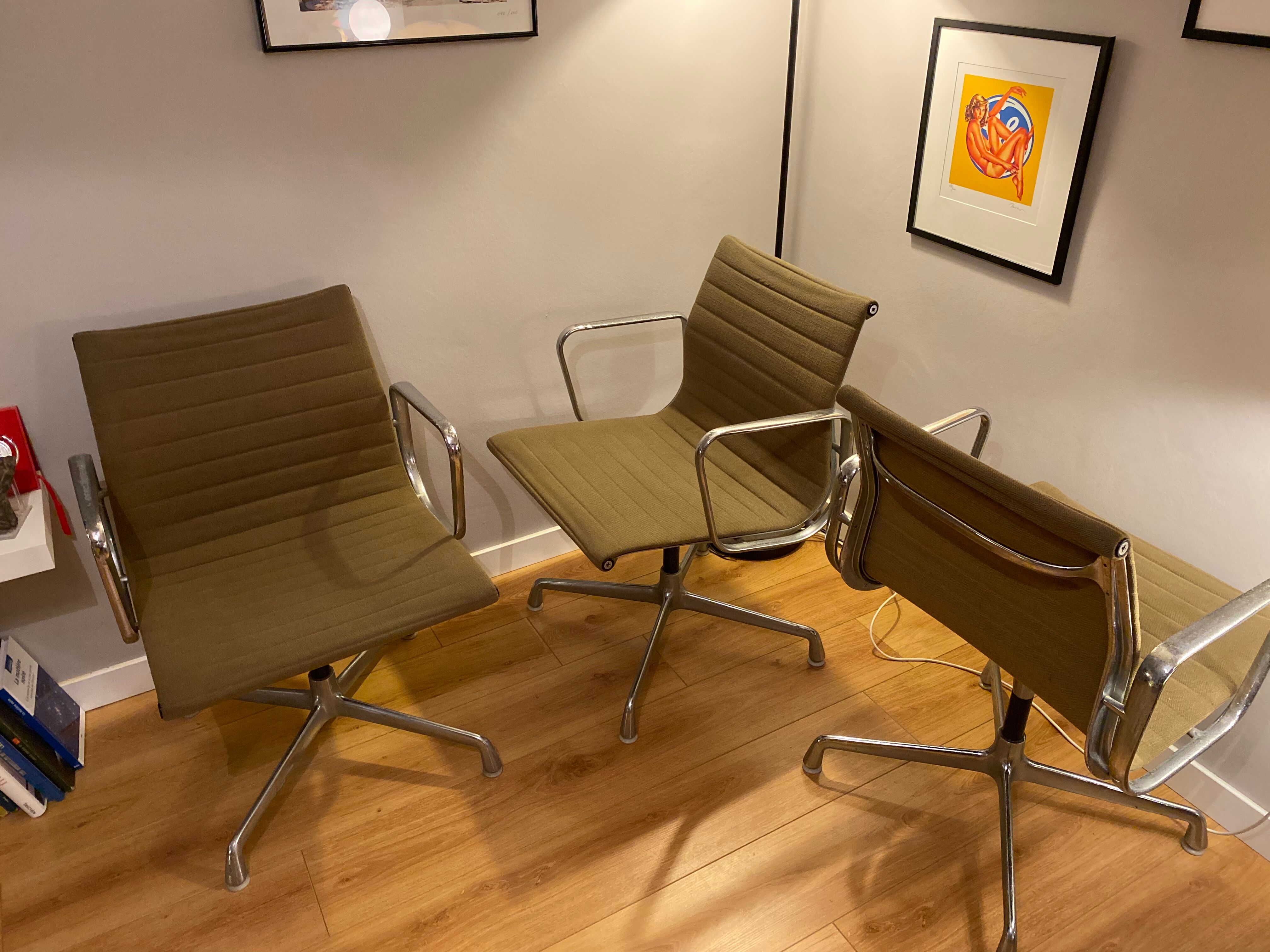 3 Eames EA 107 Chairs