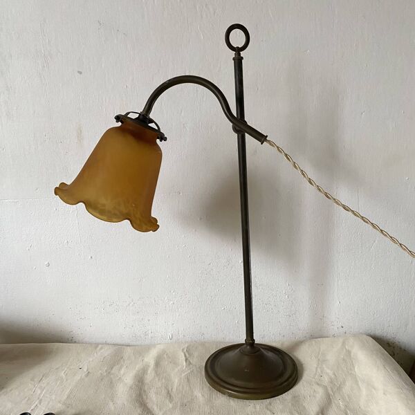 Lampe de bijoutier, lampe d'atelier , tulipe en pate de verre