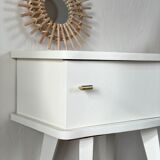 Bedside feet compass sand