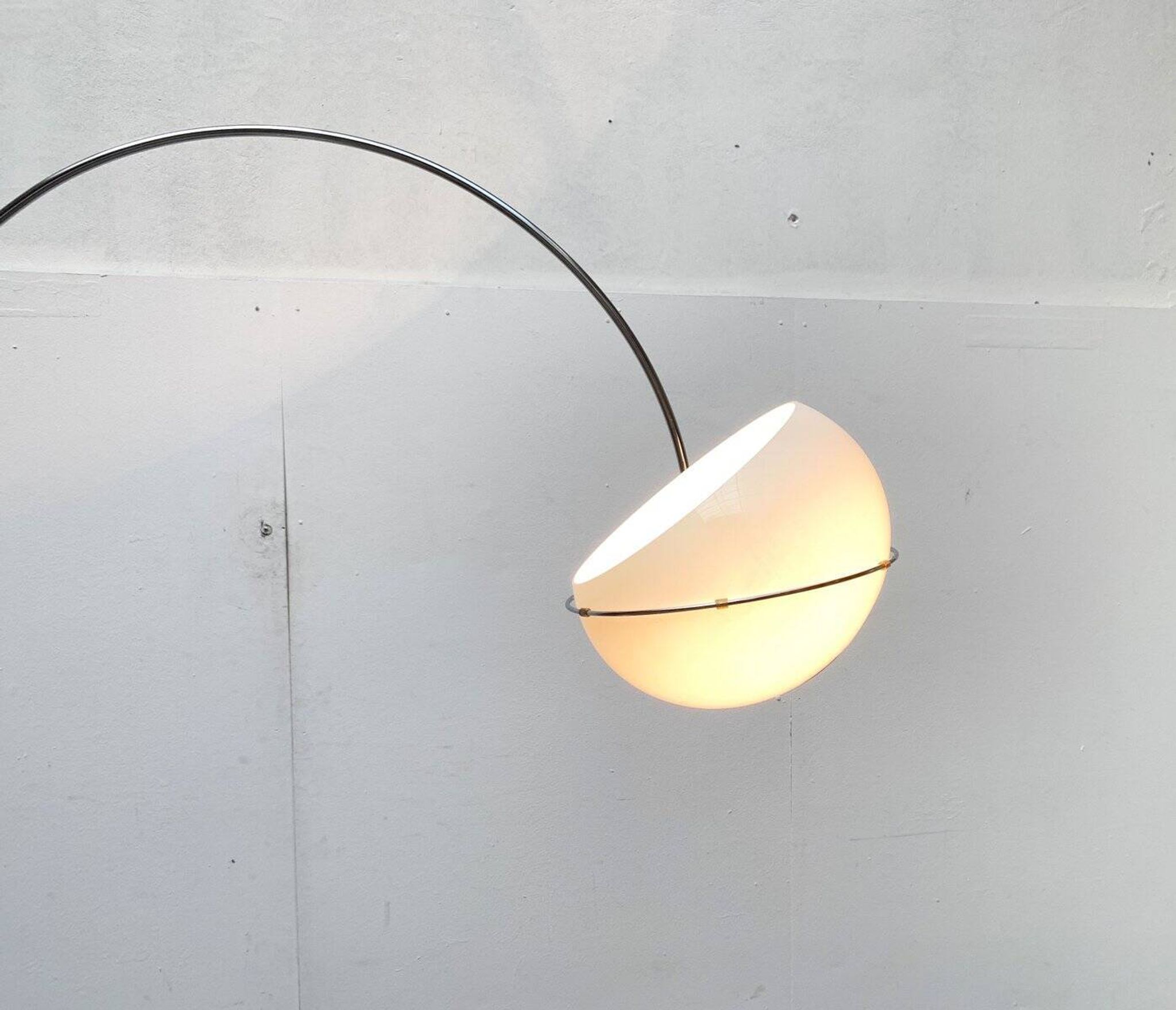 Lampadaire Arc Âge Spatial du Milieu du Siècle de Gepo, années 1960