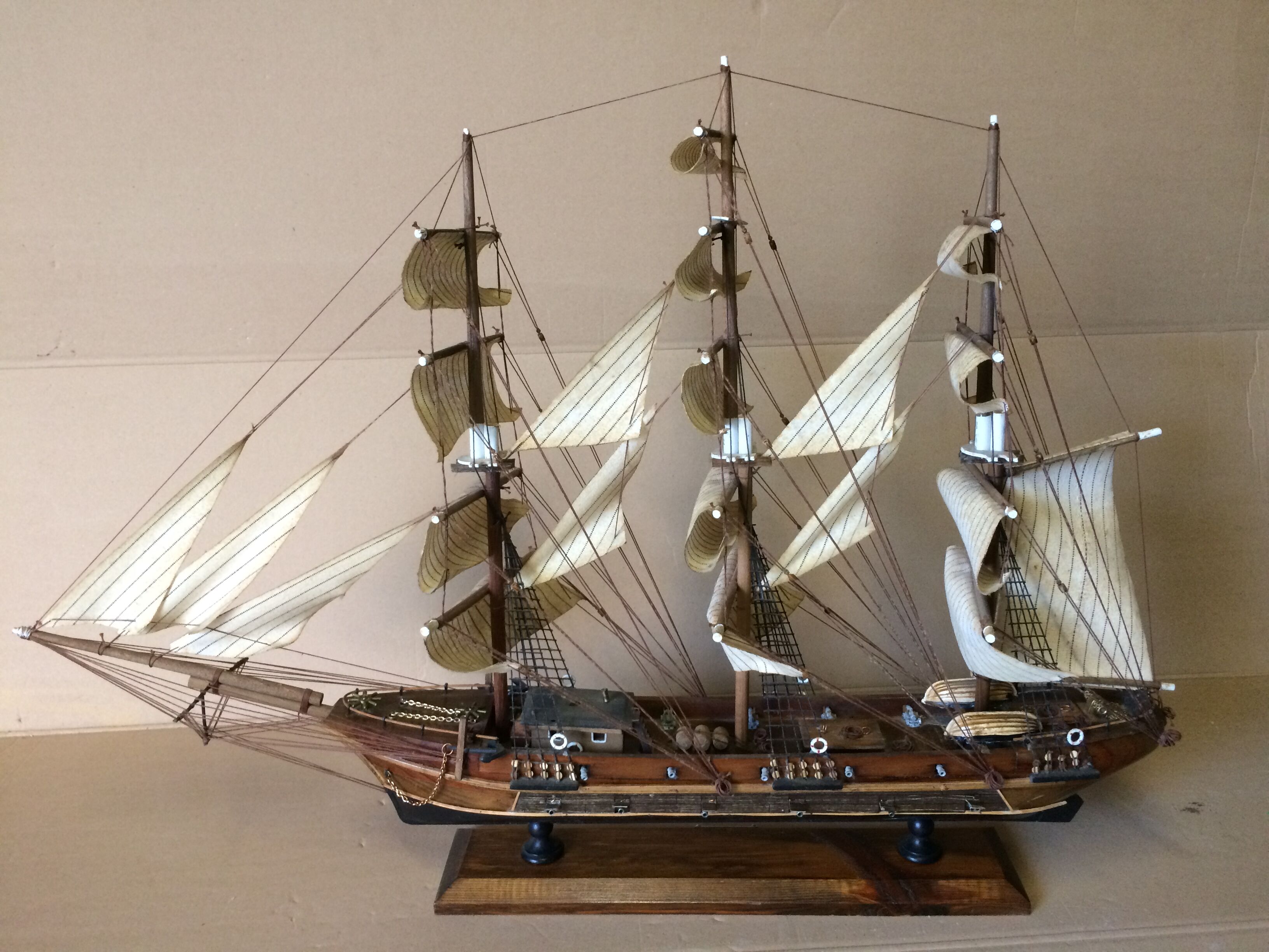 Maquette De Bateau En Bois : Kit D'initiation : Olympic 420 - Artesania - Rue Des Maquettes