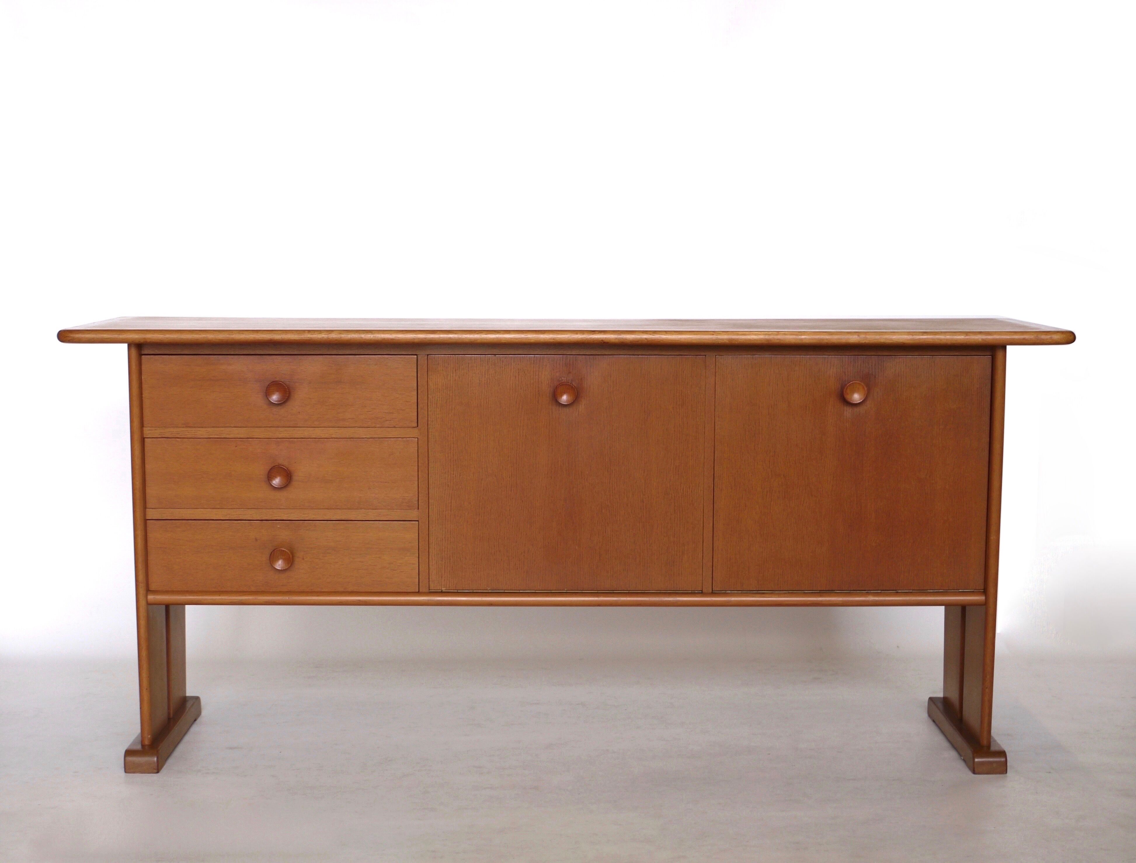 Buffet en chêne par Bas van Pelt pour EMS Overschie, années 1930
