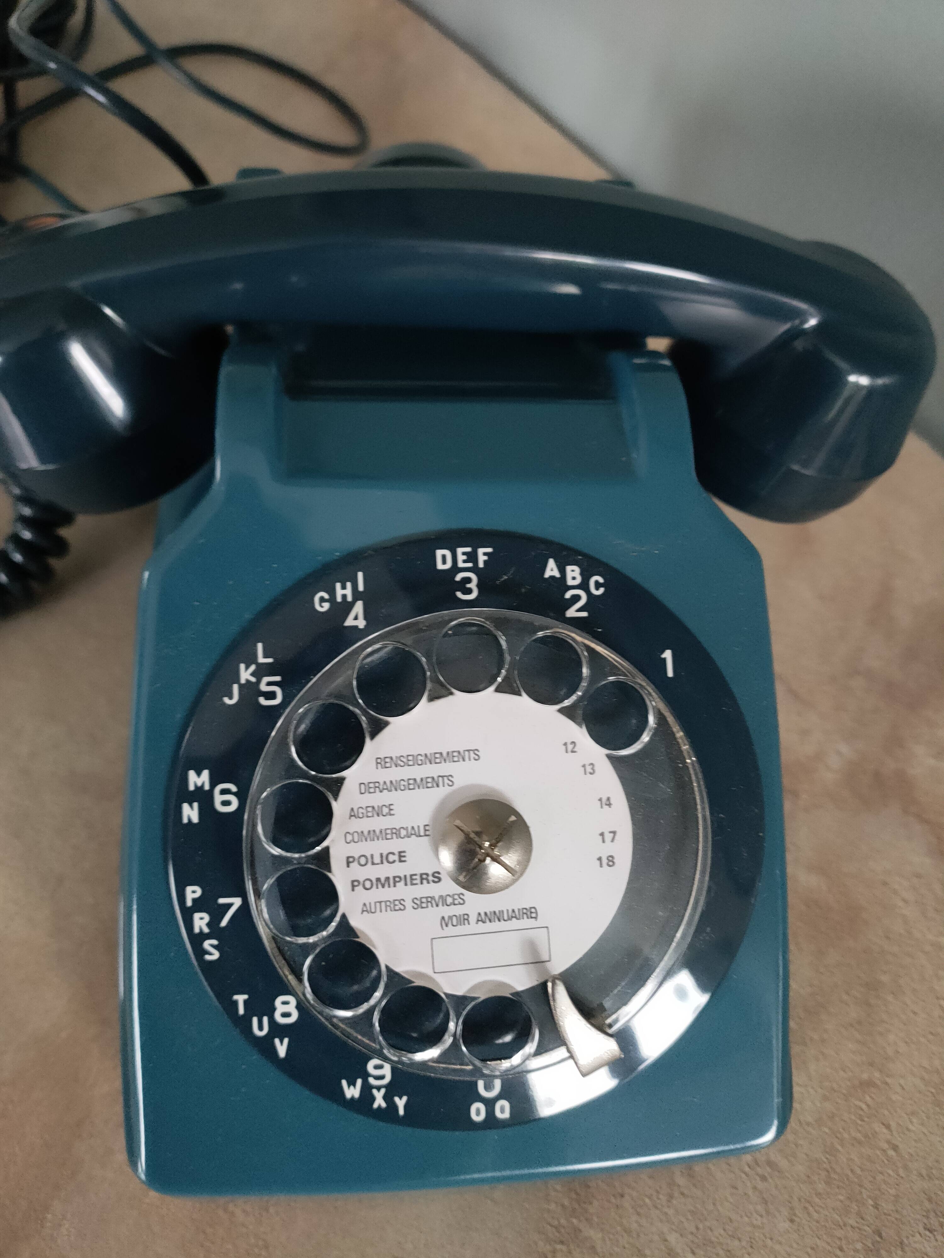 vintage blue telephone socotel