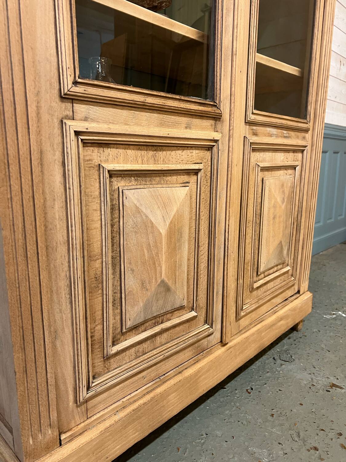 Antique Napoleon III raw display case