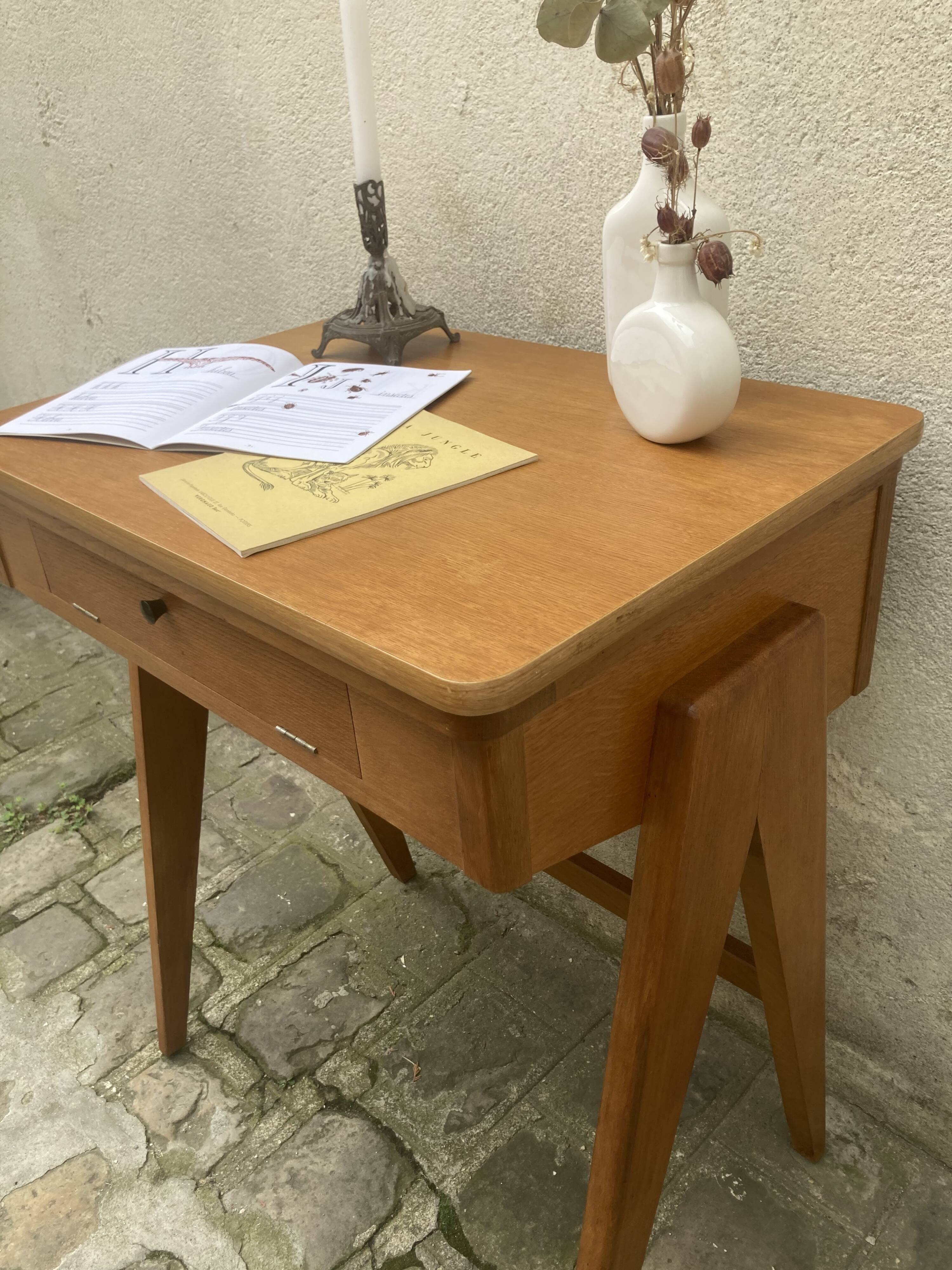 Desk-old sewing machine furniture