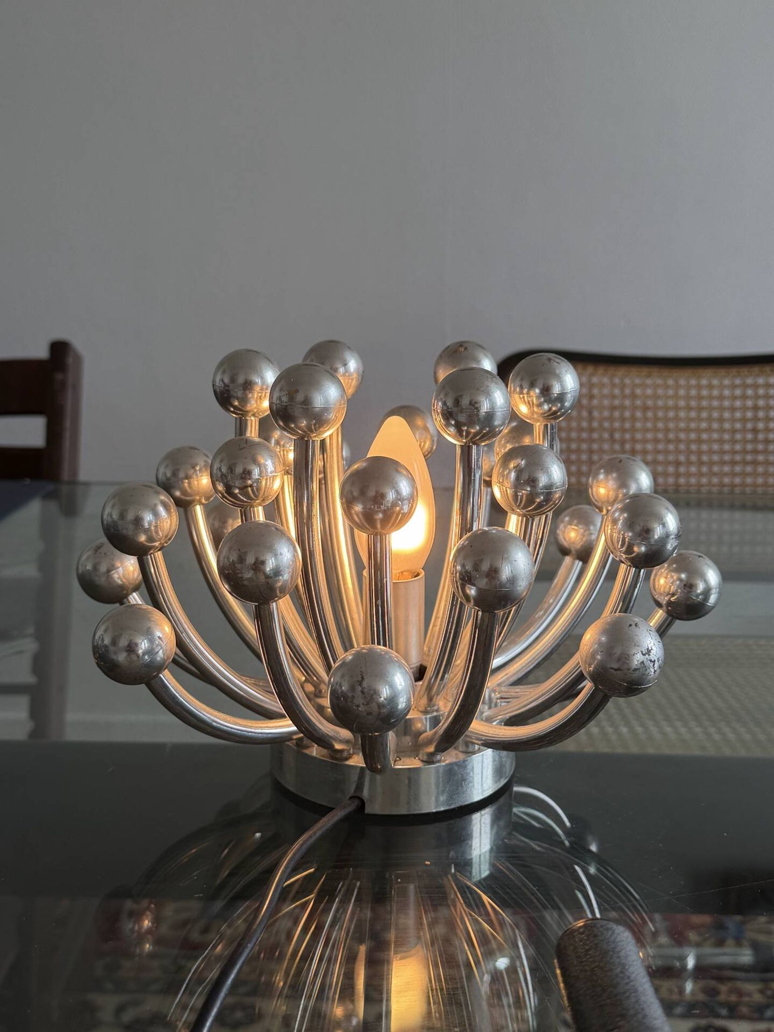 Lampe à poser Pistillo - studio Tetrach