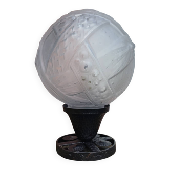 Art Deco ball lamp, pressed moulded glass, signed Muller.