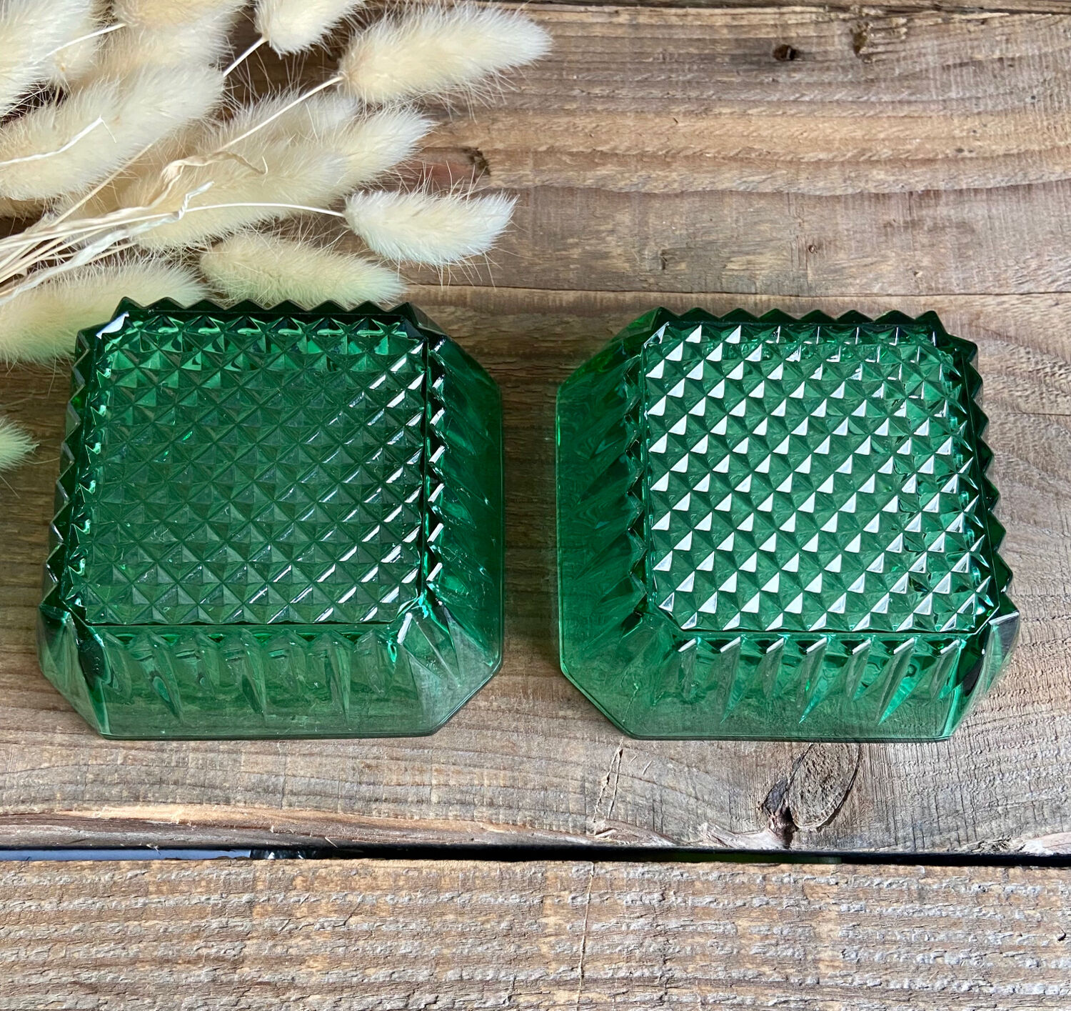 2 vintage emerald Luminarc bowls