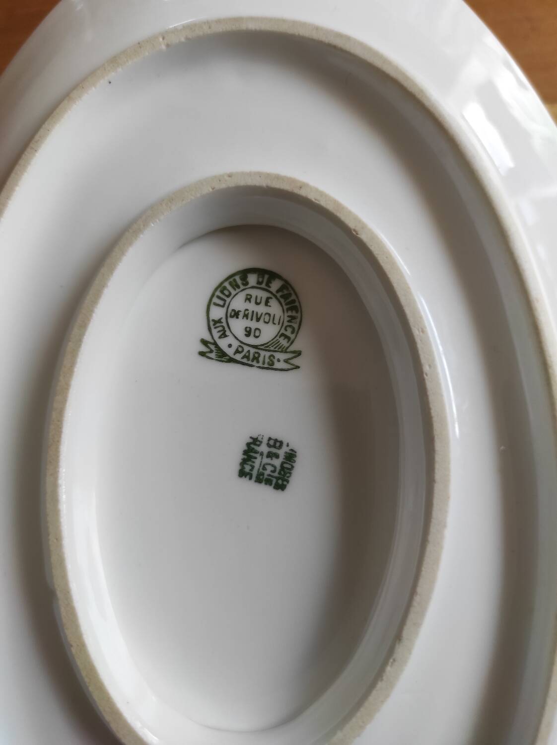 Saucière en porcelaine