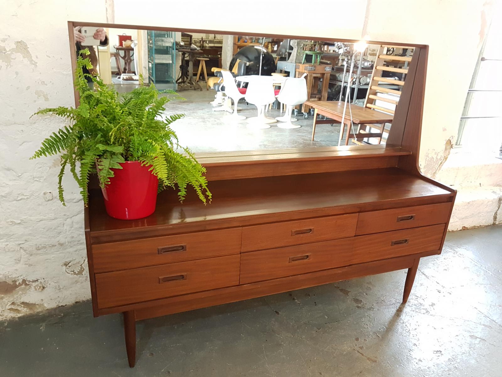 Enfilade mirror 50s