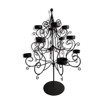 Black metal candlestick for 12 candles