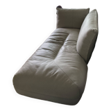 Byte Roche Bobois daybed light gray