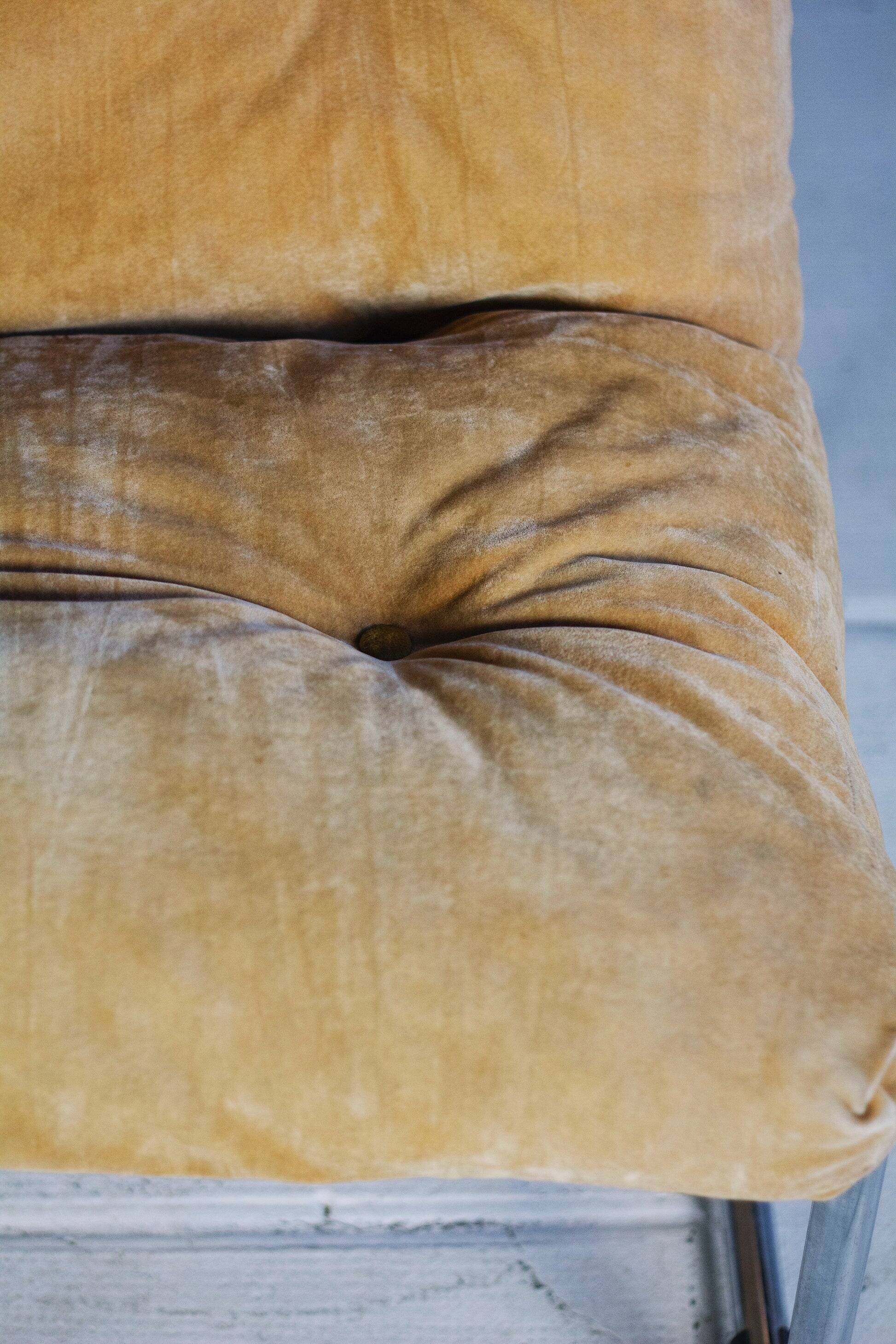 Vintage "Pixi" style armchair in velvet and chrome, 1970