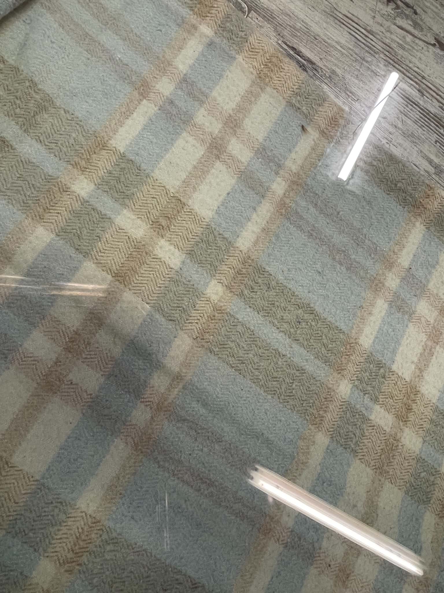 Curved glass design coffee table