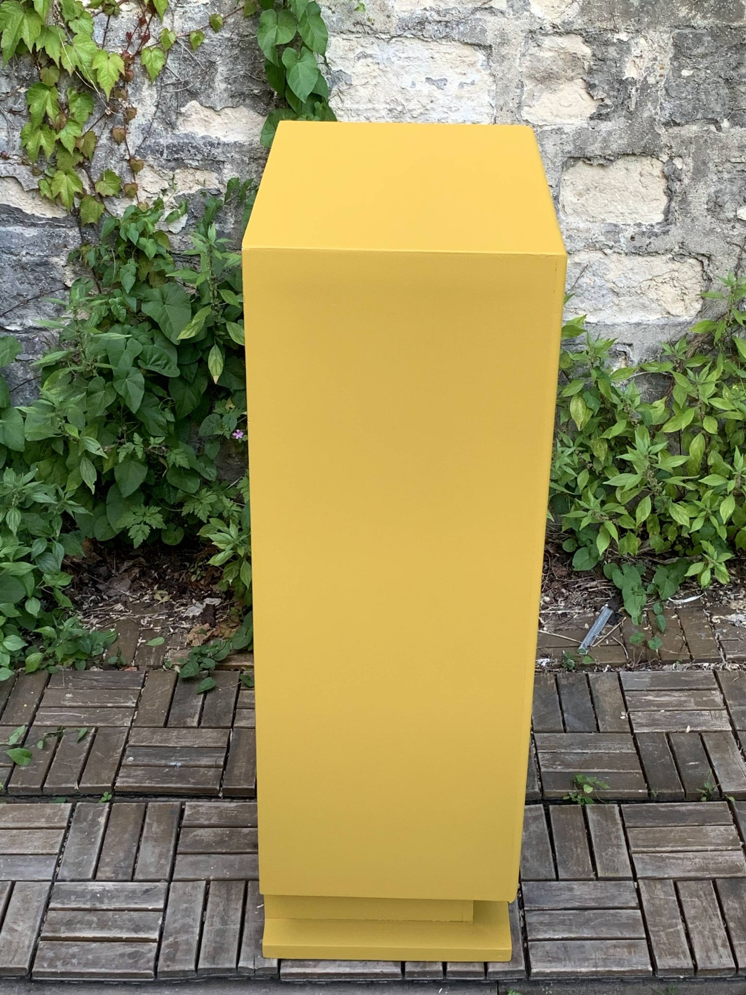 Ochre yellow Art Deco chest of drawers