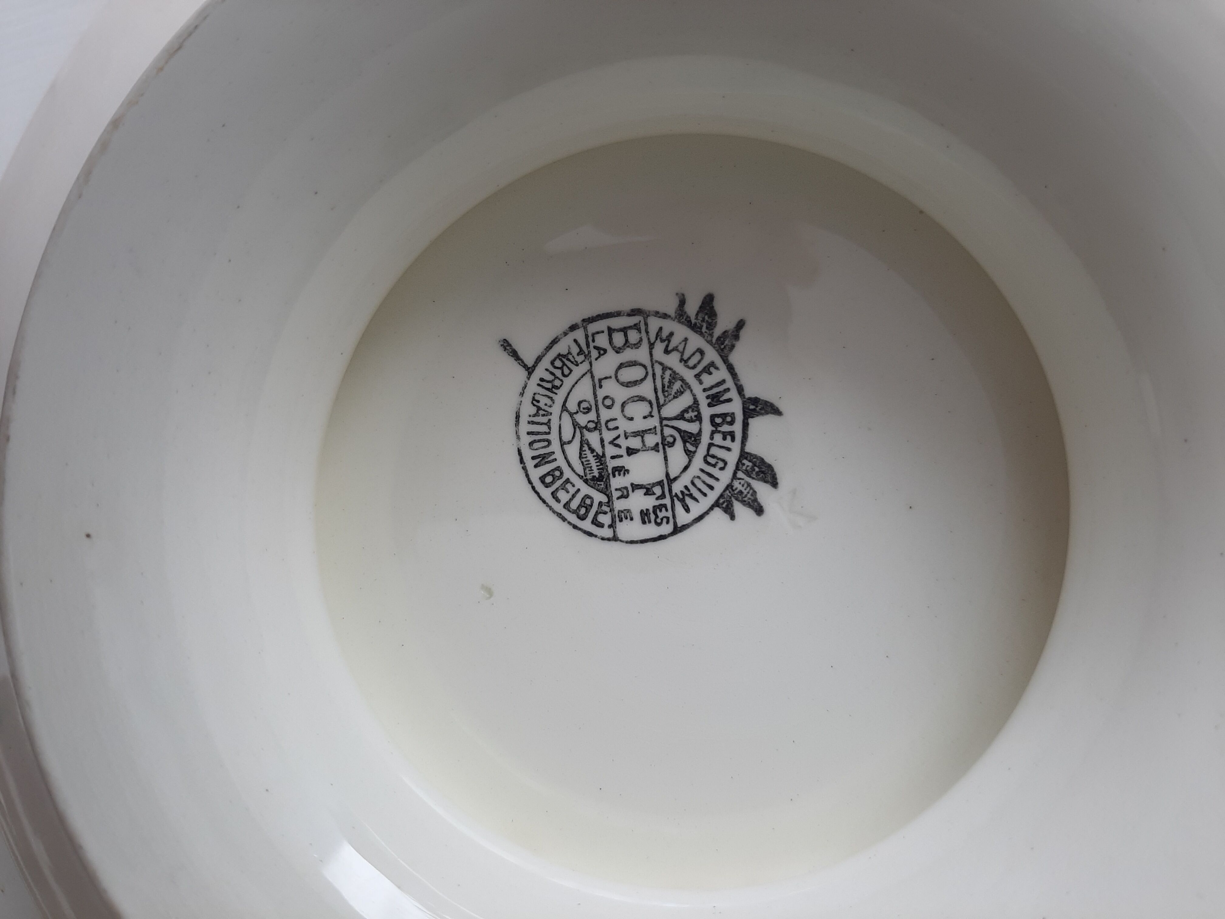 Compote and 3 plates