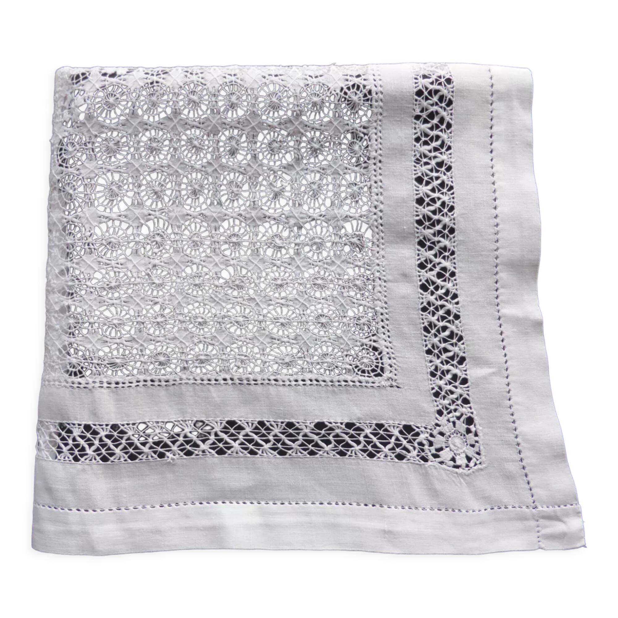 Vintage tablecloth in white linen embroidered embroidery of Tenerife-109x113cm